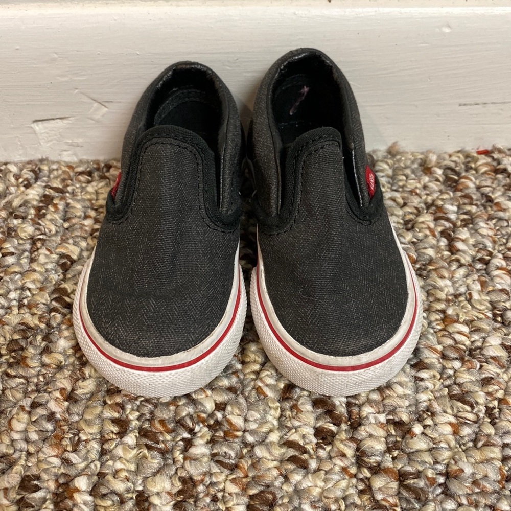 Toddler boys Vans slide on sneakers
